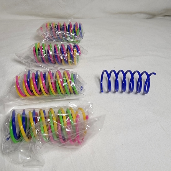 FREE WITH PURCHASE 1 Set of Cat Spring Toys FREE WITH PURCHASE - Picture 2 of 2